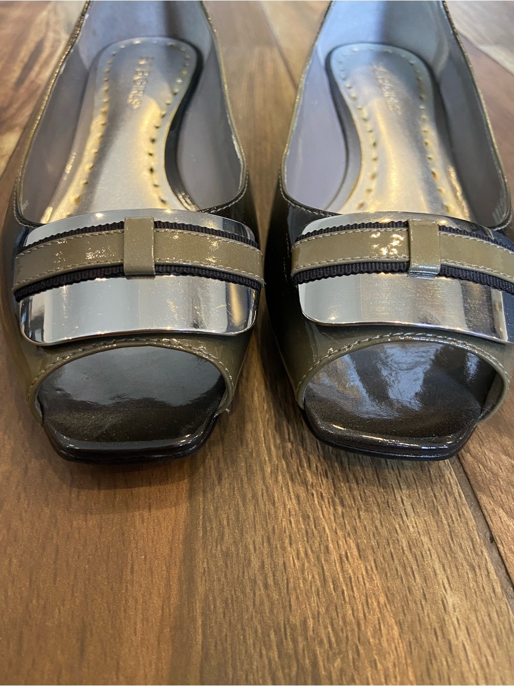 Two Tone Peep-Toe Flats - Picture 7 of 10